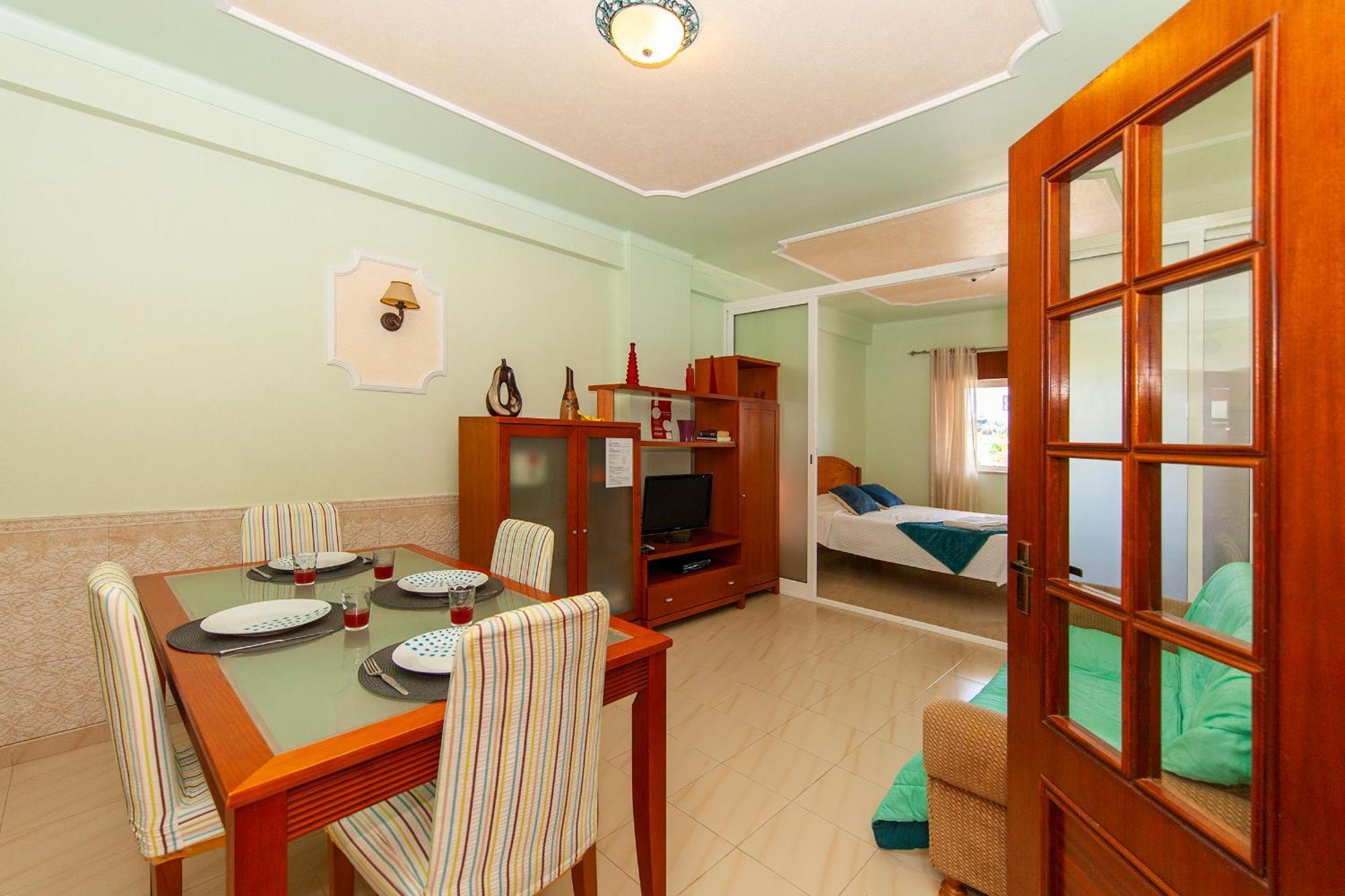 Appartement A10 - Silence Ground-Floor And Pool à Lagos Extérieur photo